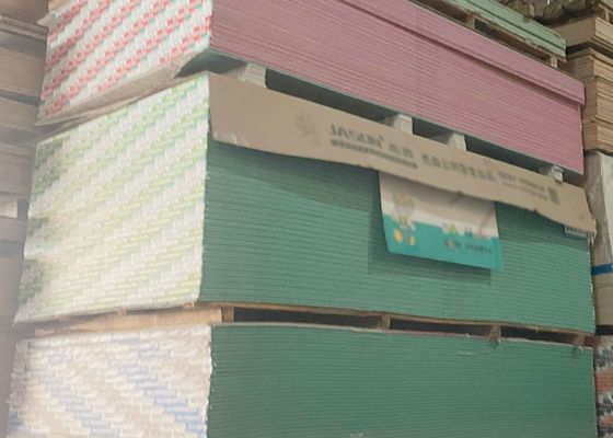 Goede prijs Fabrieksprijs 9Mm Brandbestendige gipsplaat Plaatsteen Vormweerstand Gipsplaat Droogwand Scheidingswand online