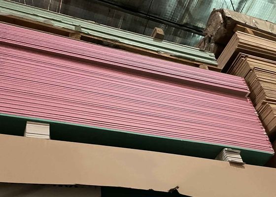 Fabrieksdirecte verkoop 1220X2440 mm Plaatsteen Gipsplaat Niet-brandbare gips kern Knauf gipsplaat