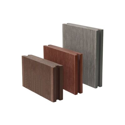 Goede prijs Hoogsterke moderne WPC-dekbedekking weerbestendige buitencomposite-dekbedekking voor zwembadgebieden tuinen glad & anti-slip waterdicht online